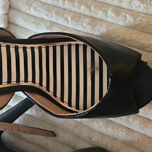 Betsey Johnson Black Women's Peep Toe Heels Approximately 5" heel - Picture 3 of 4